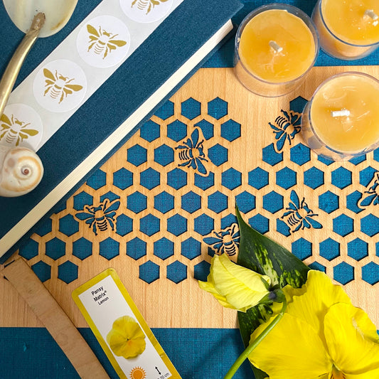 honeybee design lanterncozie - extra cozy no glass- flat lay shows the design details