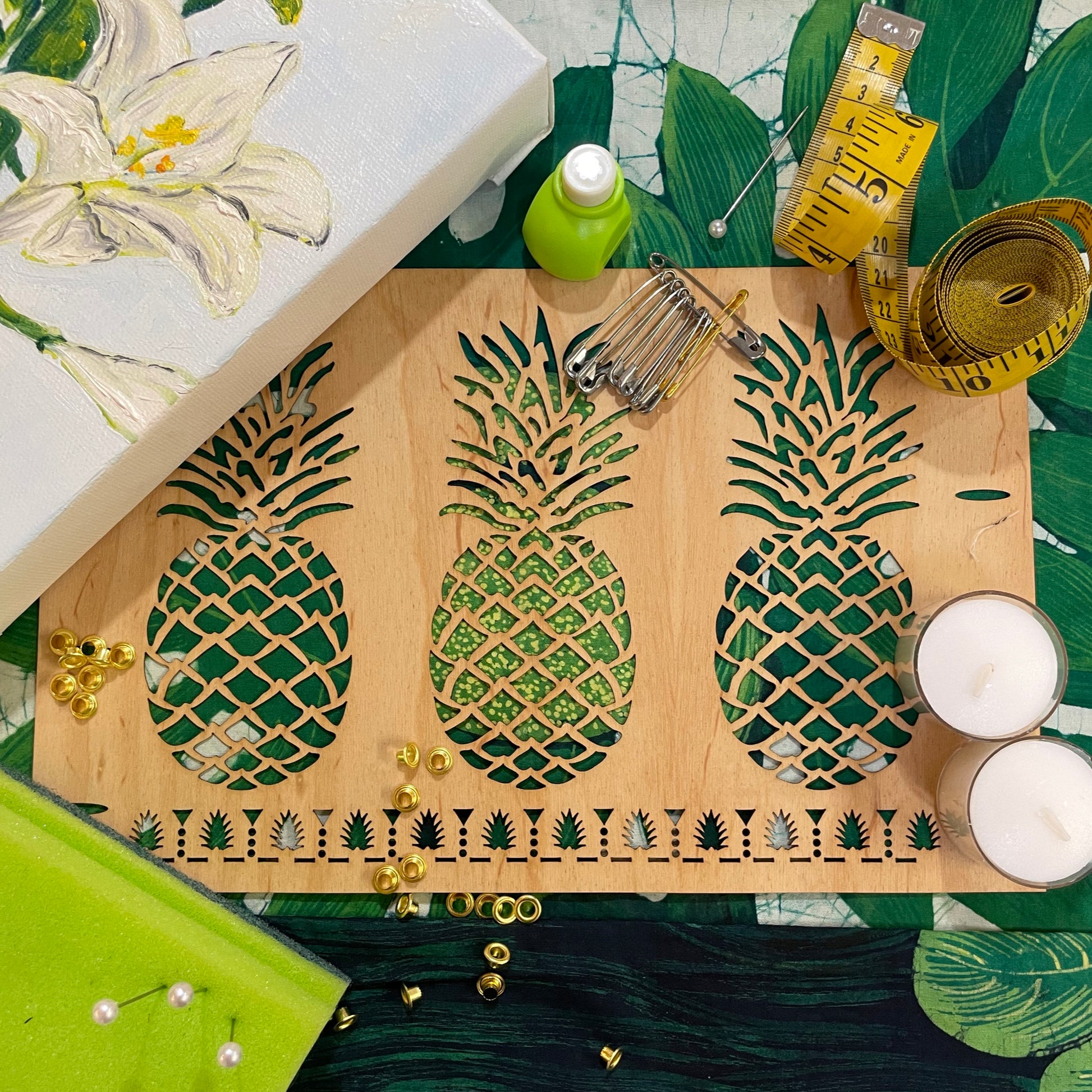 the pineapple design - for the cozy only - in a beautiful tropical flat lay